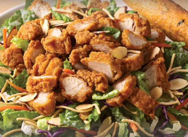 Applebees oriental salad, unhealthiest restaurant salads