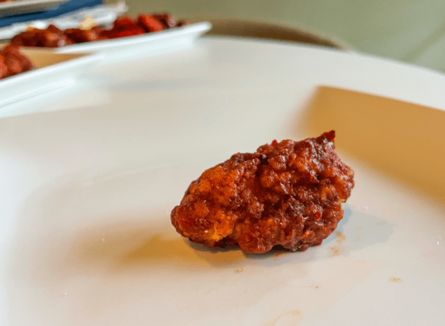wingstop boneless wing on a plate 