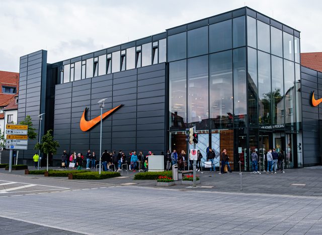 Outlet City Metzingen, Nike Store Corona line outside on the street